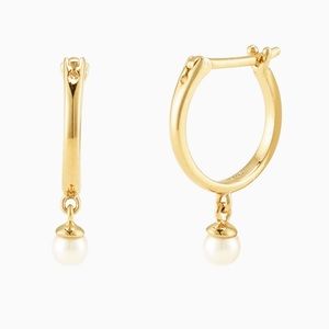 Mejuri gold pearl hoops